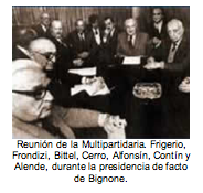 Reunin de la Multipartidaria. Frigerio, Frondizi, Bittel, Cerro, Alfonsn, Contn y Alende, durante la presidencia de facto de Bignone.  